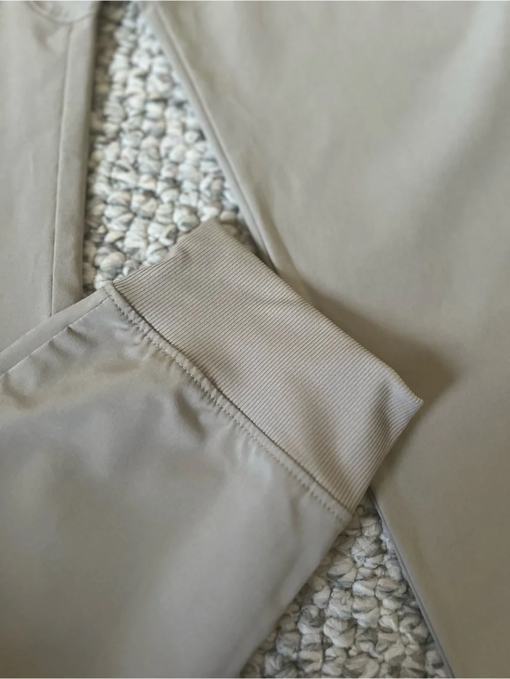 Under Armour boys Light Tan Cargo Joggers